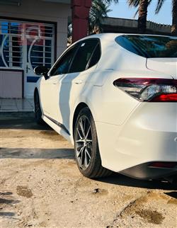 تۆیۆتا کامری